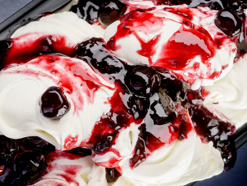 Cesarin - application - gelato with cherry variegate